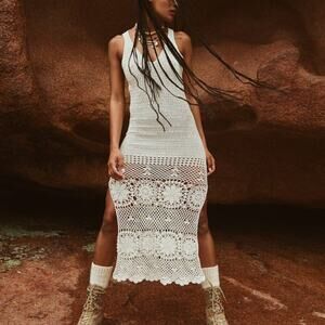🪄♲🫰🏼 Spell Let The Sunshine In Crochet Maxi Dress Size Small